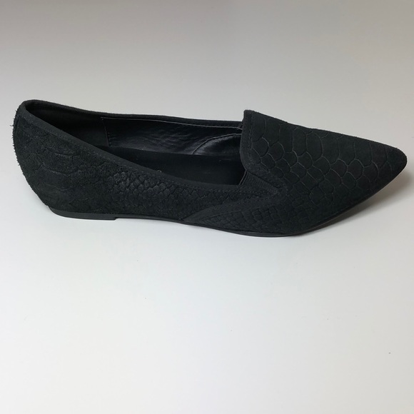 Black flat suede Aldo shoes, size 6.5 - Picture 3 of 6